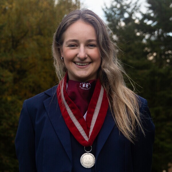 afbeelding van PR Commissioner